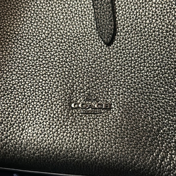 Coach Market Tote - Picture 11 of 15